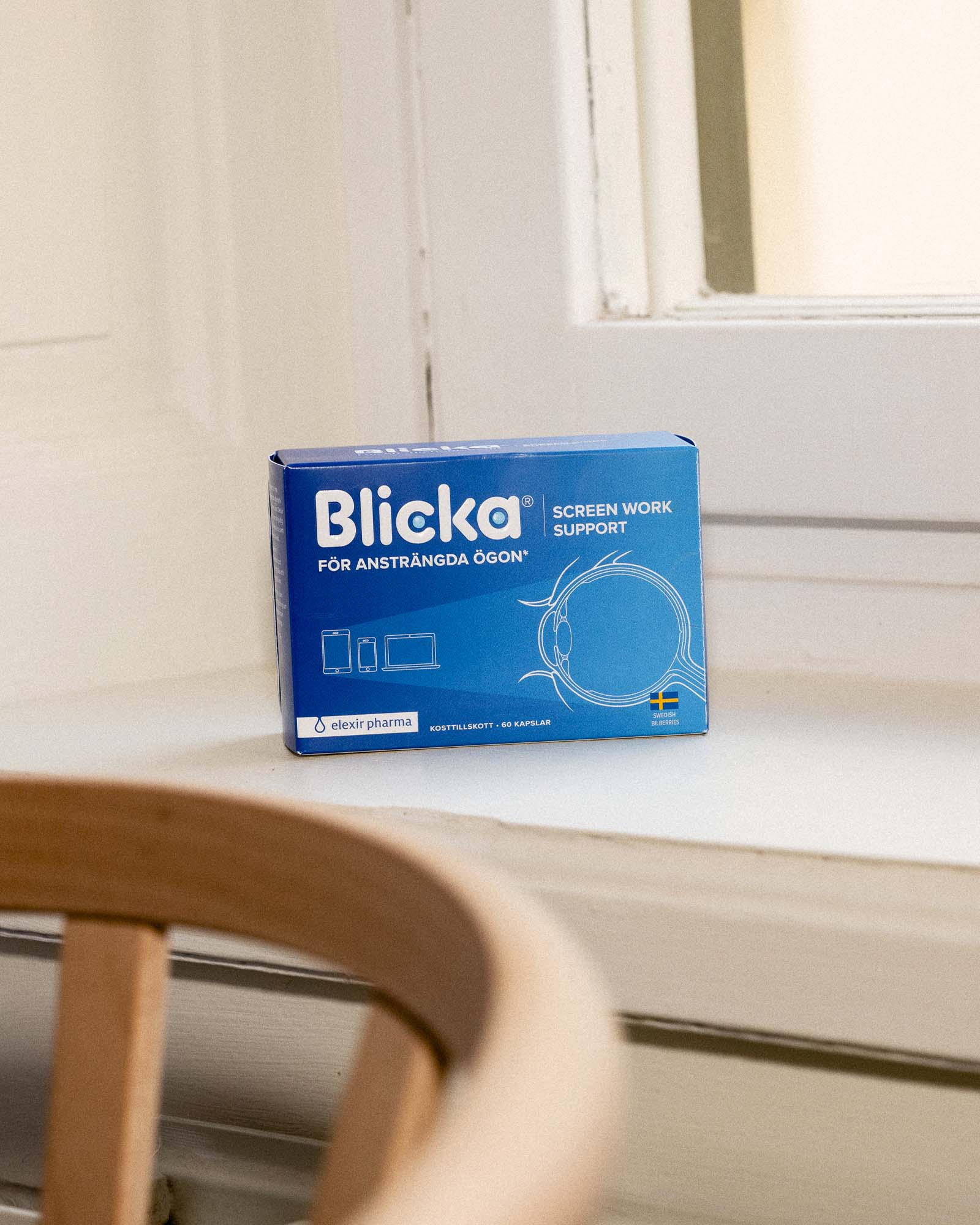 Blicka - Skyddar ögat mot blått ljus card image